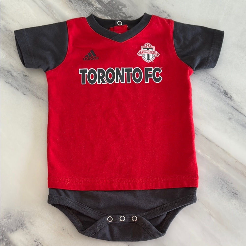 ADIDAS Red and Black TORONTO FC Infant Bodysuit - size 18 months
